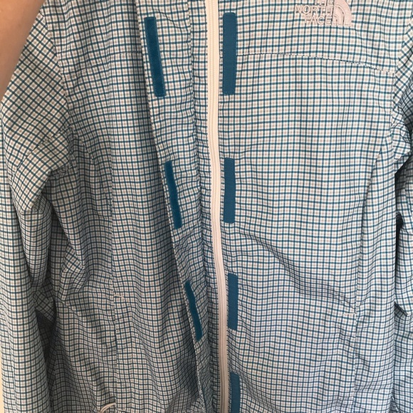 THE NORTH FACE Lightweight Jacket with Hood - Picture 4 of 12